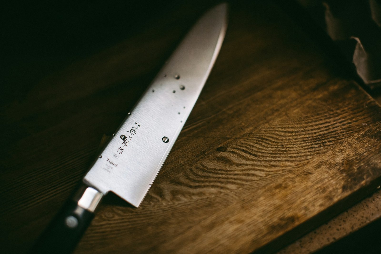best kitchen knife for cutting meat
